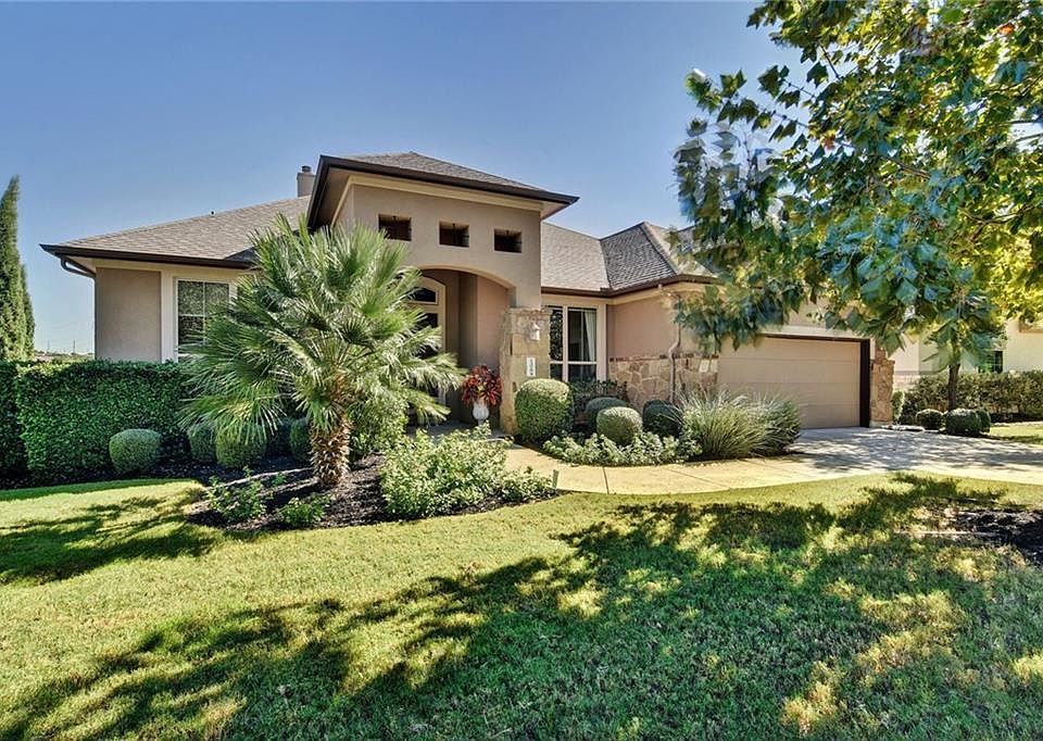 1st image of 106 Lake Como Dr