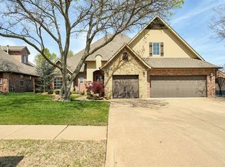 613 Stonemill Blvd, Yukon, OK 73099