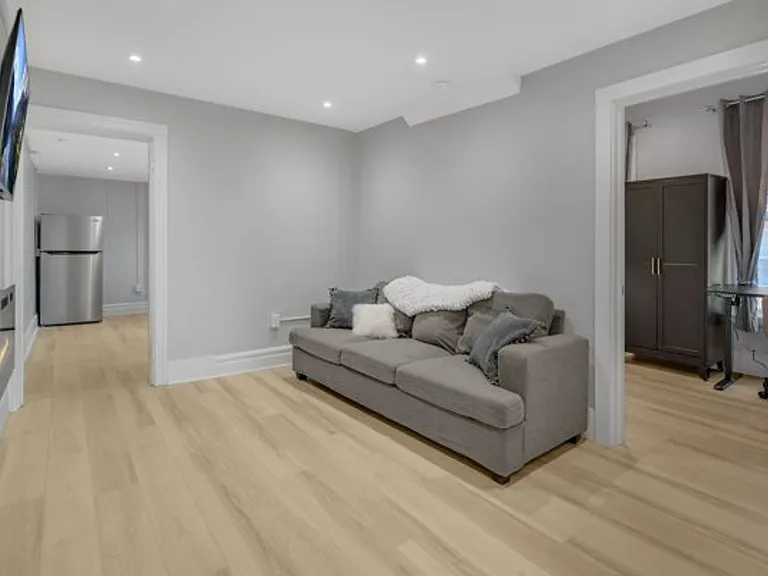 Quarry St. Apartments — Photo 113
