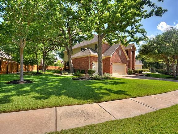 3rd image of 2510 Resnick Dr