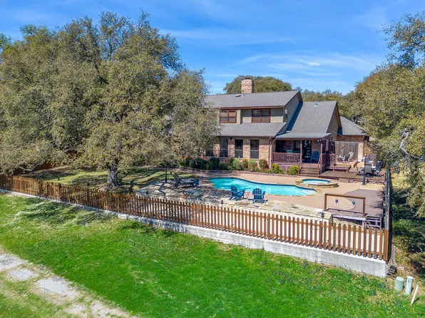 8620 Canyon Crest Rd, Fort Worth, TX 76179