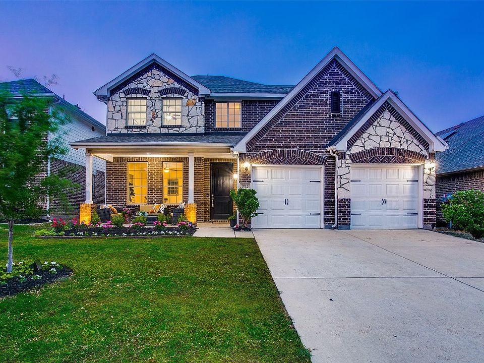 1st image of 3712 Walden Dr