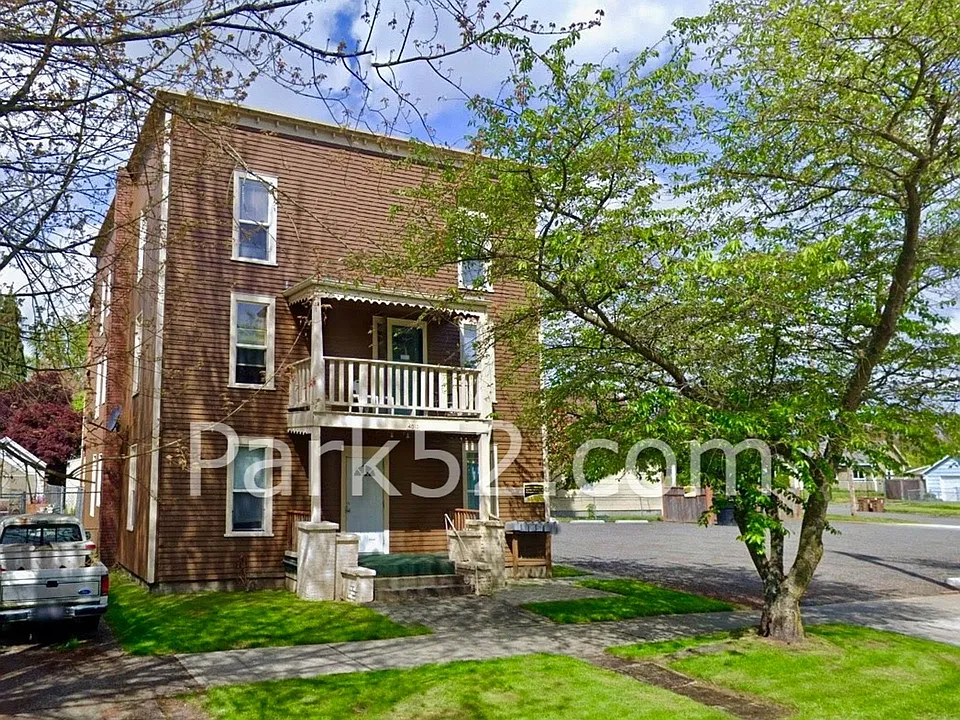 4010 S Thompson Ave #C
