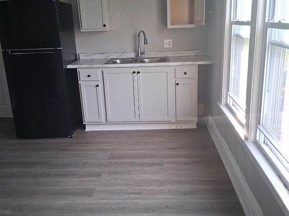 3rd image of 4110 E 64th St #1