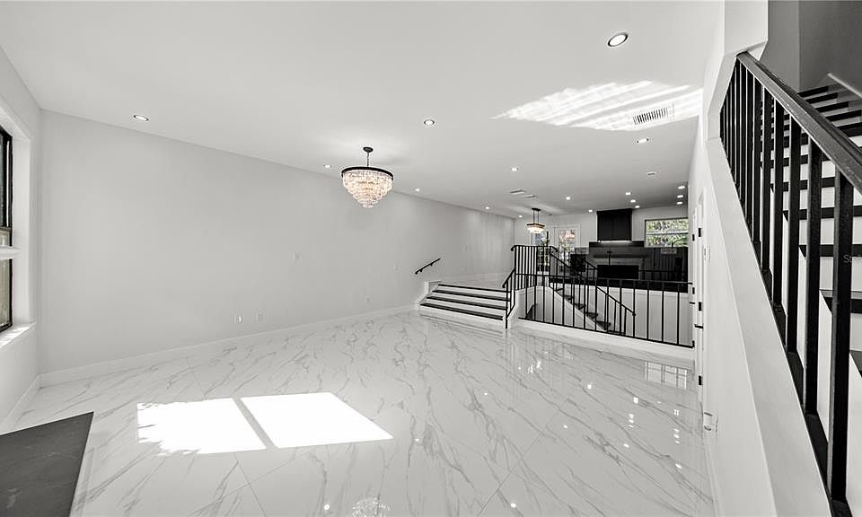 1st image of 164 E DAVIS BOULEVARD