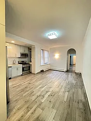 Rented by United Real Estate Fortune