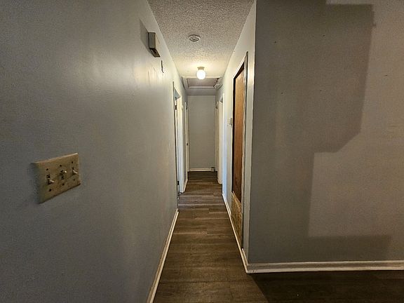 4th image of 1647 Wofford St