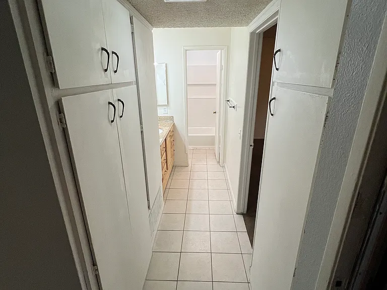 5989 Rancho Mission Rd #204 — Photo 7