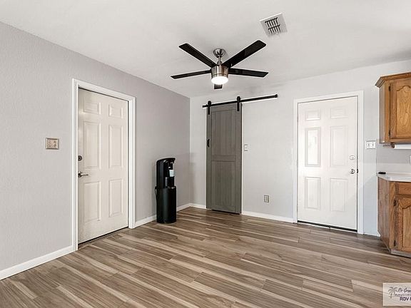 5th image of 2926 Hapner Ct