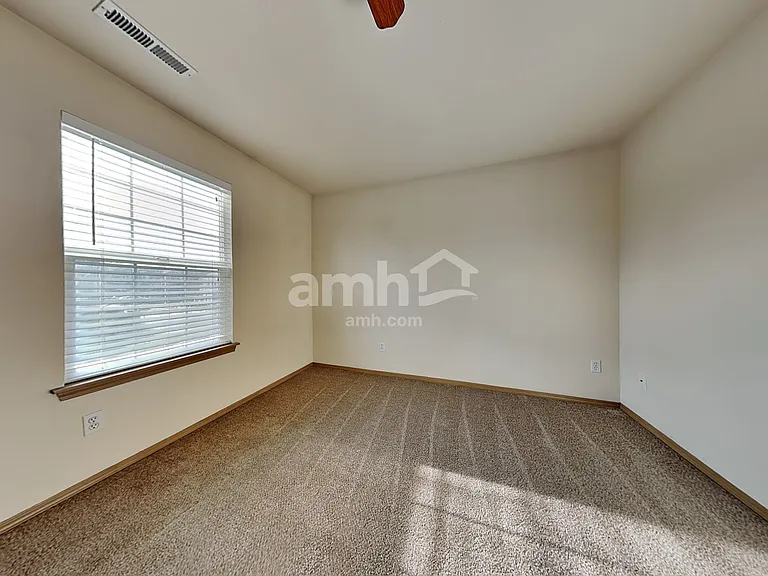 10310 193rd Street Ct E — Photo 9