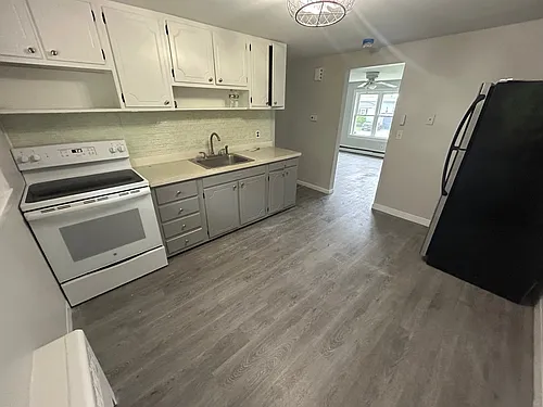 79 Forest St #4 Photo 1