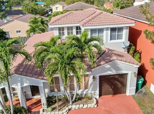 16605 SW 97th Ter, Miami, FL 33196