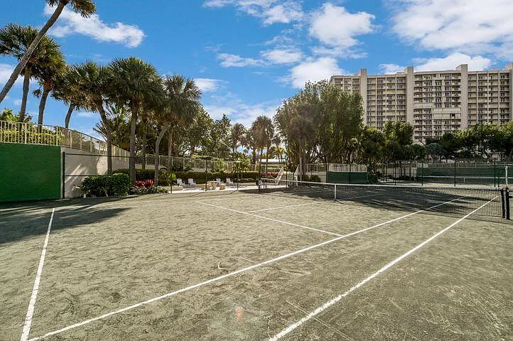 4101 N Ocean Blvd #1008 — Photo 31