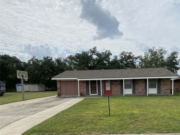 125 Roberta Dr, Sulphur, LA 70663