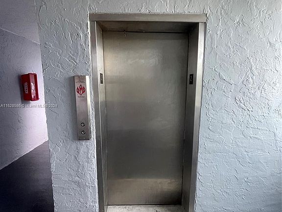 5th image of 9375 Fontainebleau Blvd APT L201