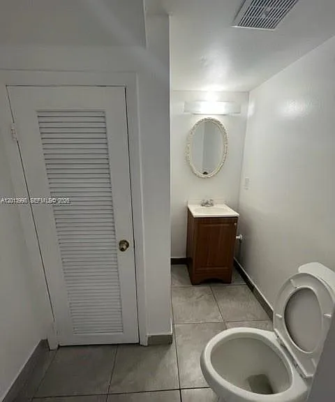 15153 NE 6th Ave #10 — Photo 6