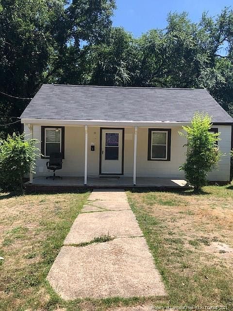 1st image of 120 Buckingham Ave