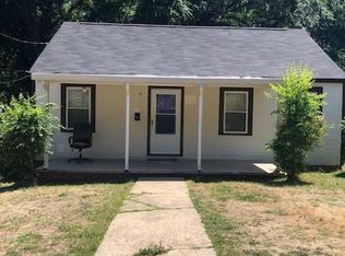 120 Buckingham Ave, Fayetteville, NC 28301