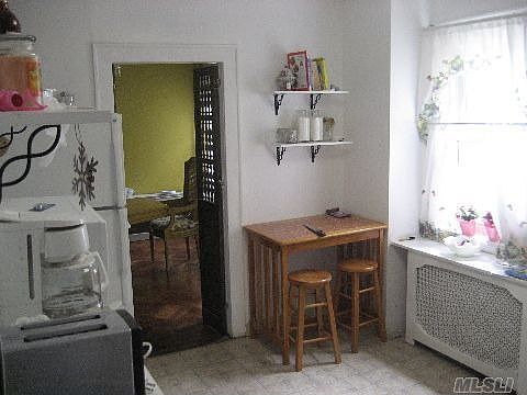 Large Eat In Kitchen