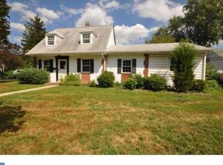 2316 Mole Rd, Secane, PA 19018