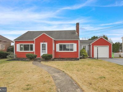 138 W Main St, Newmanstown, PA, 17073