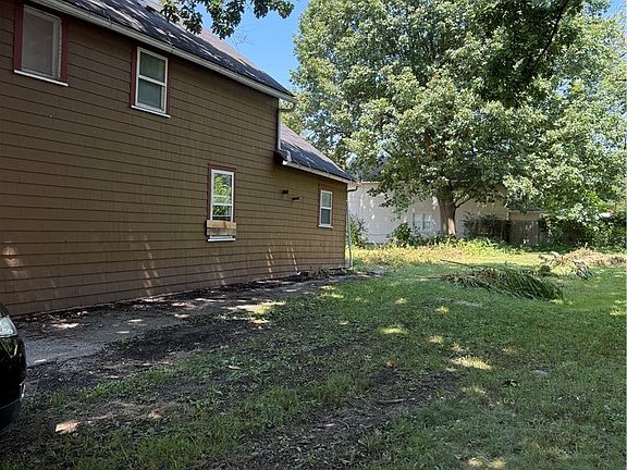 4th image of 6603 Charter Ave