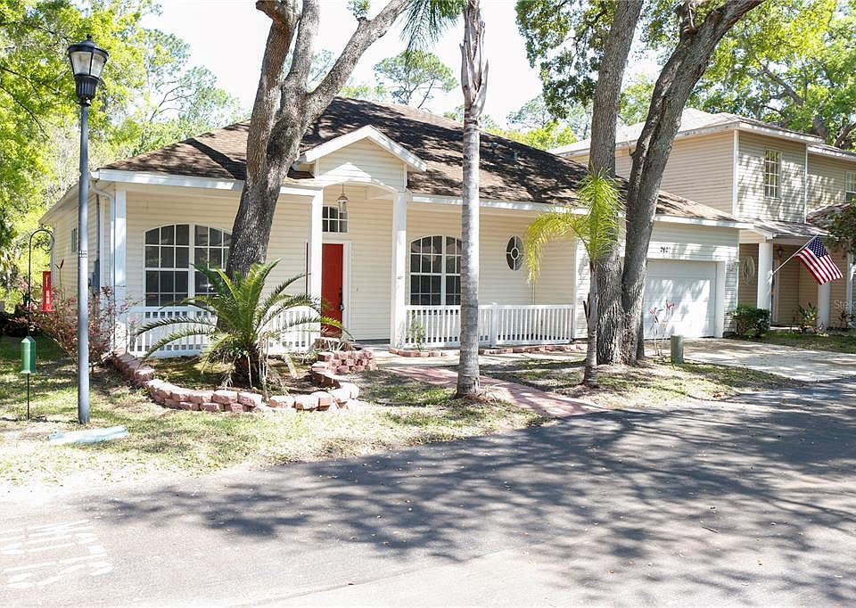 1st image of 2627 Fiddlestick Cir