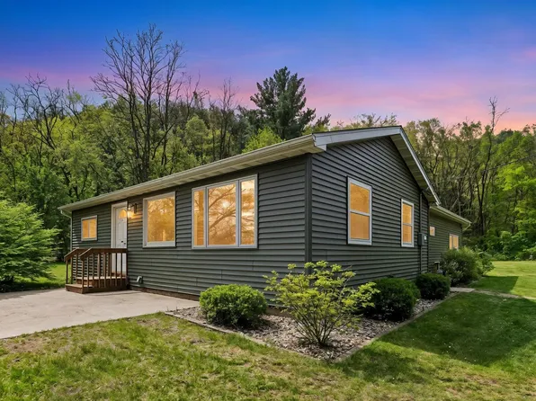 114 Washburn St, Camp Douglas, WI 54618