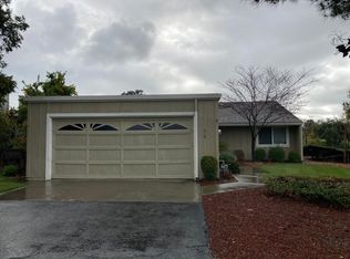 312 Ridgemark Dr, Hollister, CA 95023