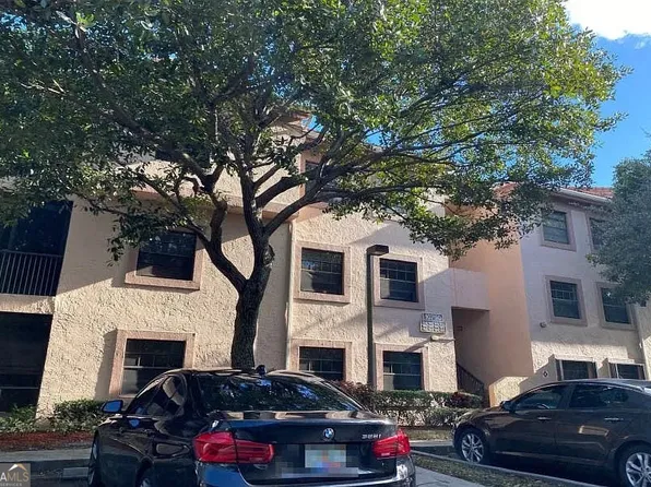 10790 NW 14th St APT 190, Plantation, FL 33322