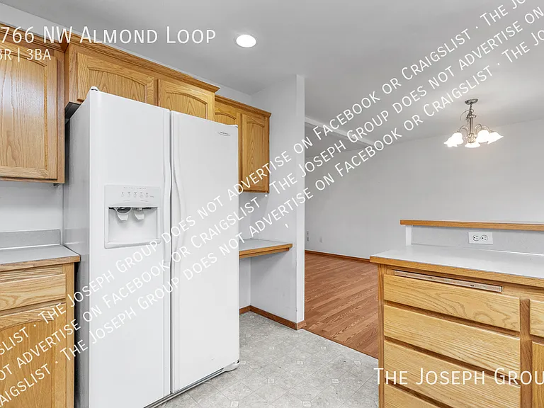1766 NW Almond Loop — Photo 12