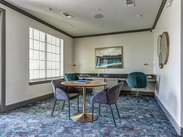 Creekside Vue Apartments — Photo 23