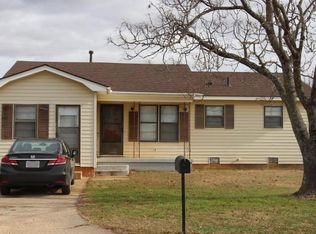 202 K St, Elgin, OK 73538