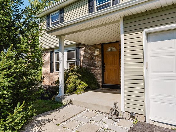 3rd image of 5298 Predmore Pl