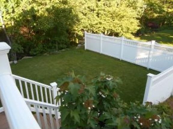 4th image of 89 Stonington Dr