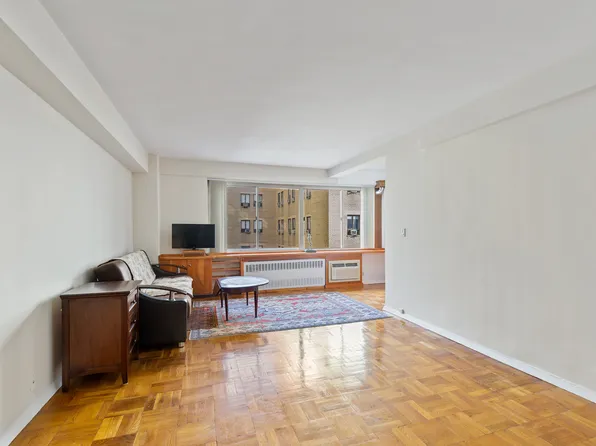 225 East 46th Street image 1 of 6