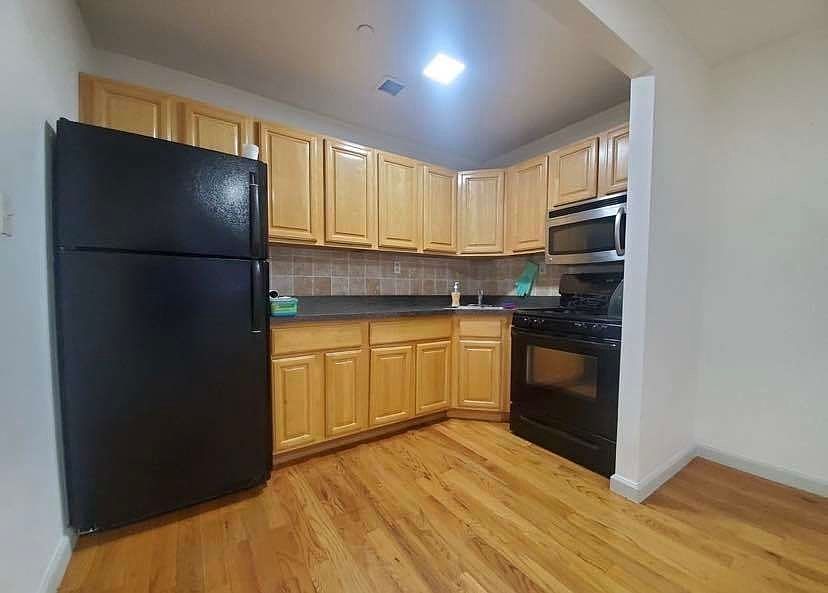 1st image of 104 Martin L King Pl #3