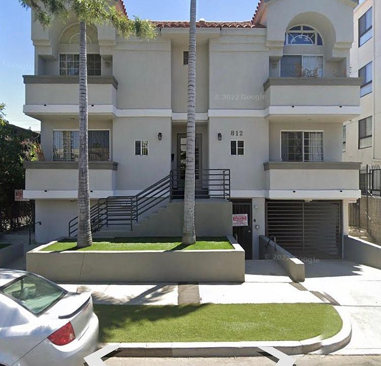 1st image of 812 N Hudson Ave APT 105