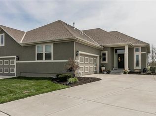 11087 S Parish St, Olathe, KS 66061