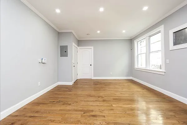 Rented by Keystone Realty USA Corp | media 4