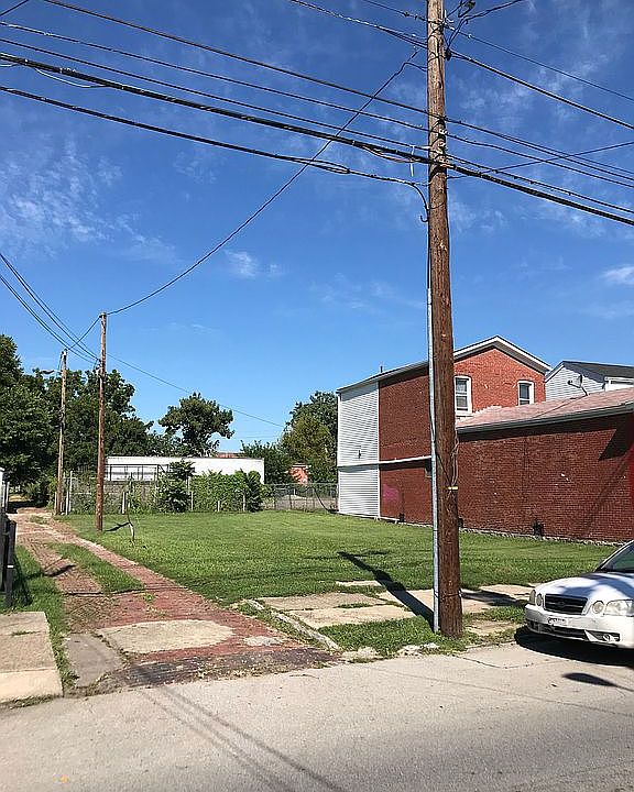 1st image of 822 S Shelby St