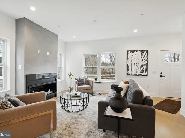 3600 Grant Ave #8, Philadelphia, PA 19114
