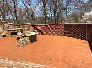 401 Bucktoe Rd, Avondale, PA 19311