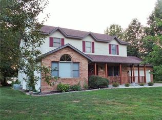 449 Burroughs Ct, Columbia, IL 62236