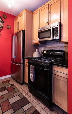 Rented by Compass | media 23