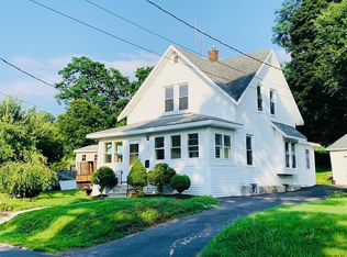 1260 Van Antwerp Rd, Niskayuna, NY 12309