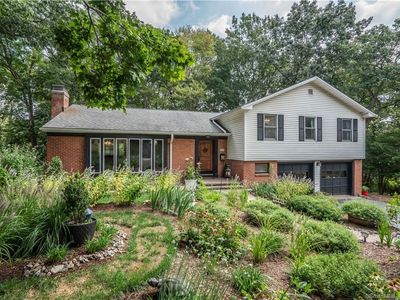 220 Stevenson Road, New Haven, CT, 06515