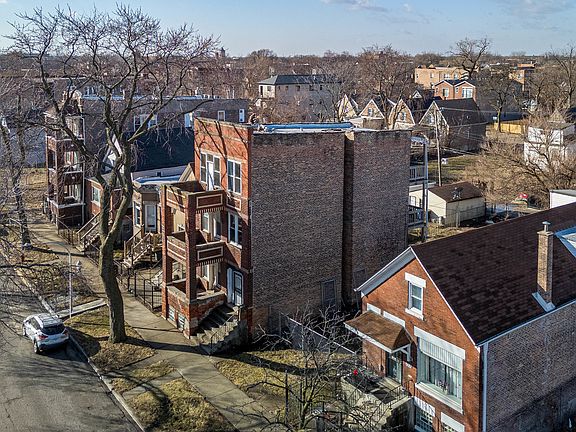 3rd image of 1222 S Karlov Ave