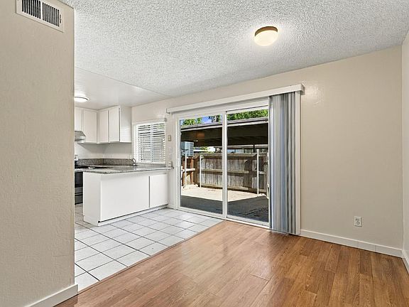 5th image of 8864 La Riviera Dr Unit B