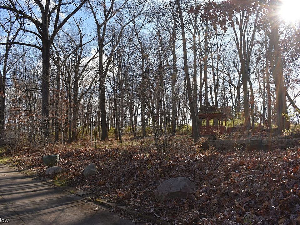 2nd image of Potts Ln